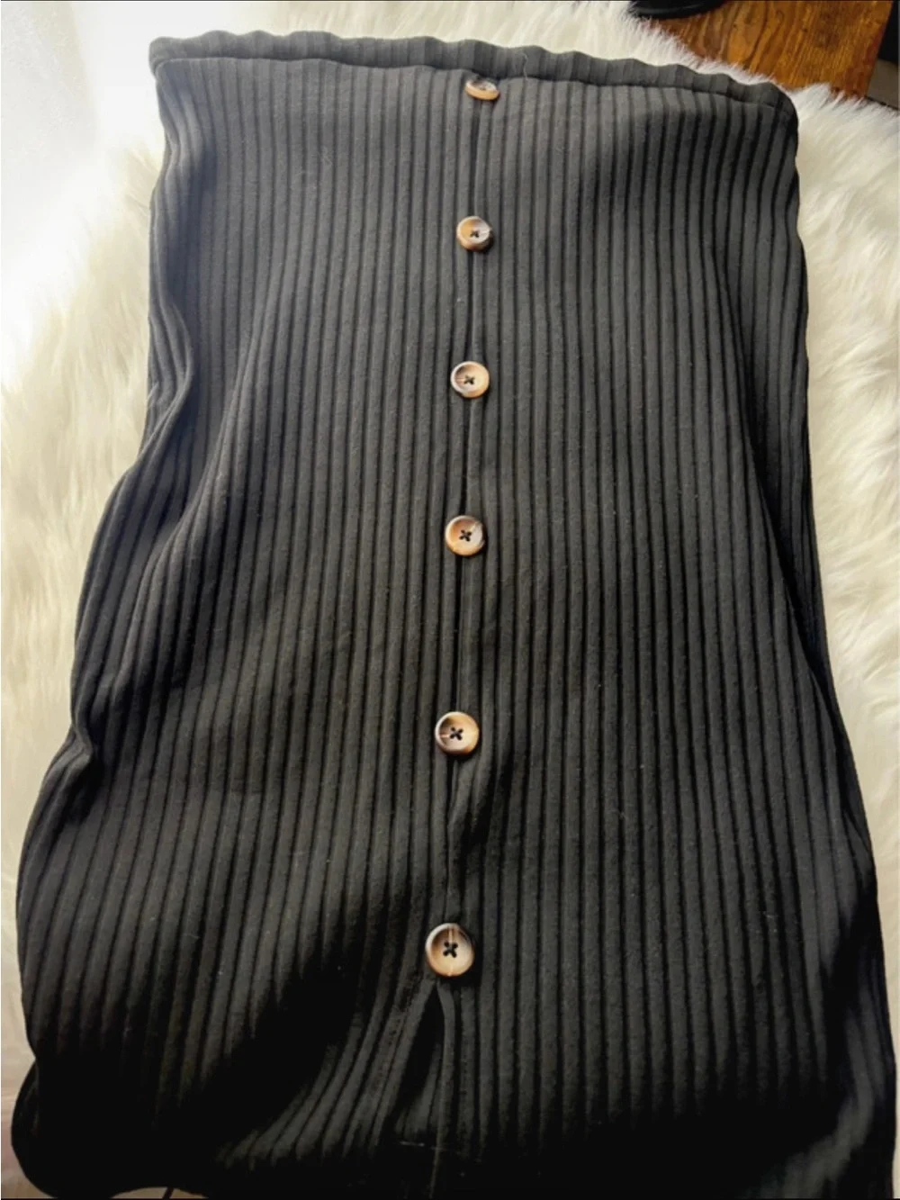 Black Ribbed Button-Front Knit pencil skirt